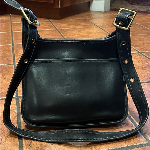 Coach Vintage Black Legacy Leather Shoulder Bag - Picture 1 of 16